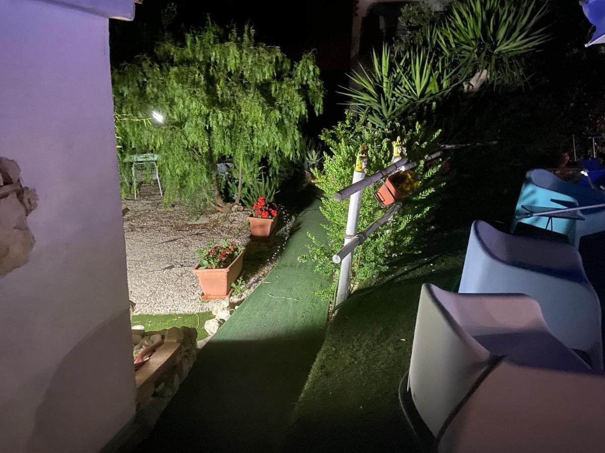 Ioppolo GiancaxioLa Casa Di Gioggio公寓 外观 照片
