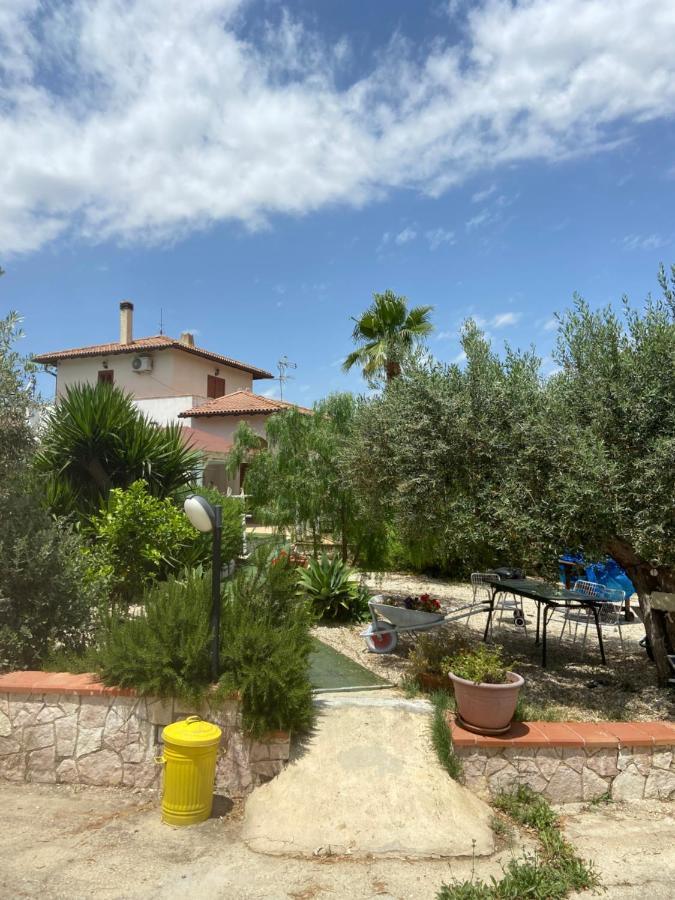 Ioppolo GiancaxioLa Casa Di Gioggio公寓 外观 照片