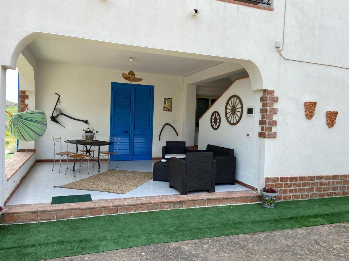Ioppolo GiancaxioLa Casa Di Gioggio公寓 外观 照片